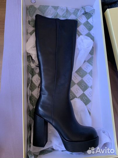 Сапоги женские натуральная кожа новые