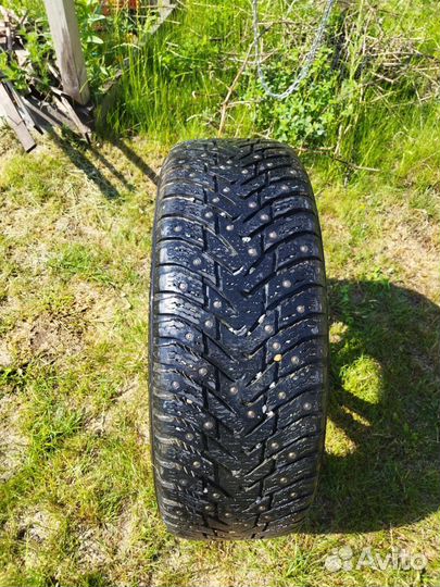 Nokian Tyres Hakkapeliitta 8 SUV 235/60 R18