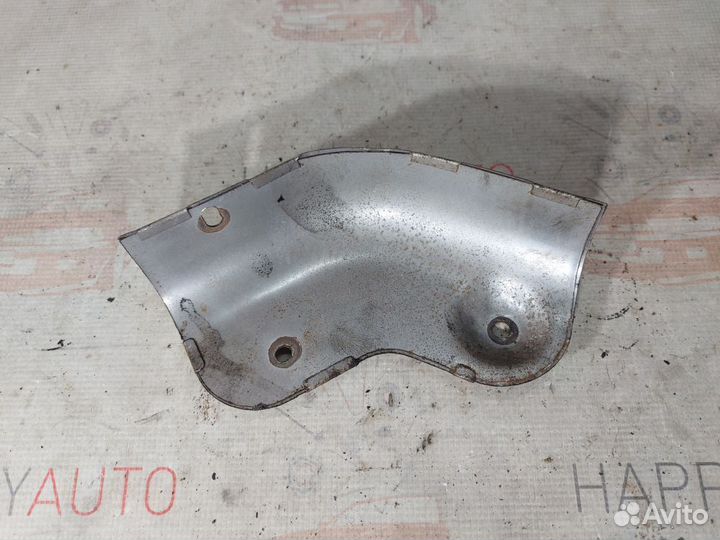 Тепловой экран коллектора Kia Sorento 1