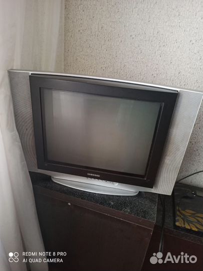 Телевизор 