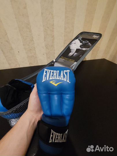 Перчатки everlast