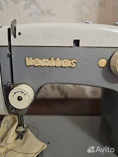 Швейная машина veritas