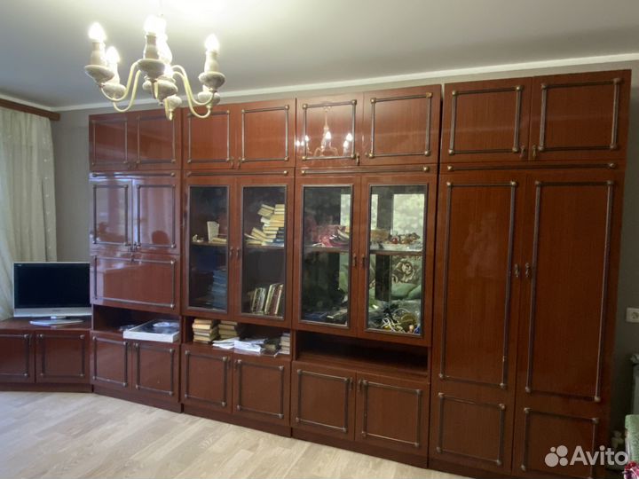 Стенка в гостиную со шкафом под тв бу