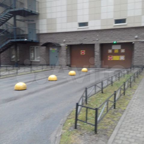 Машиноместо, 18 м²