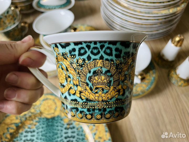 Набор столовой посуды на 12 персон