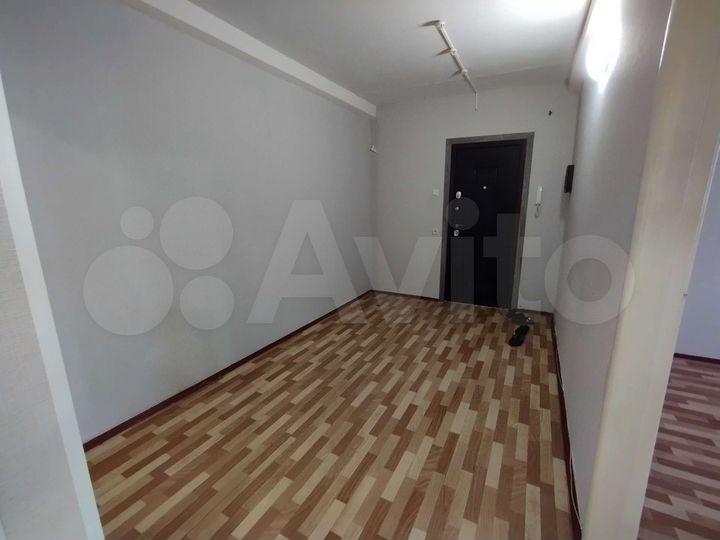 2-к. квартира, 67,6 м², 3/12 эт.