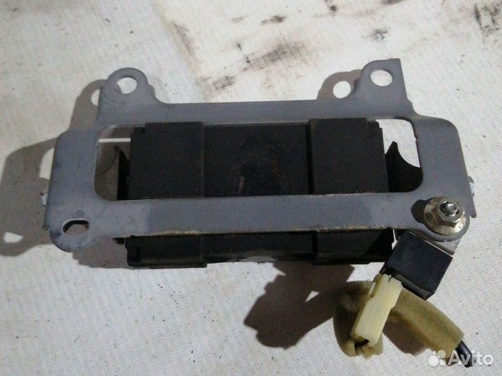 Виброгаситель успокоитель Mazda 6 GH 2009 лифтбек