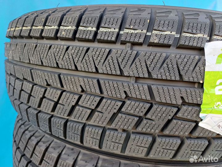 Rapid Ice Knight 205/70 R15 96T