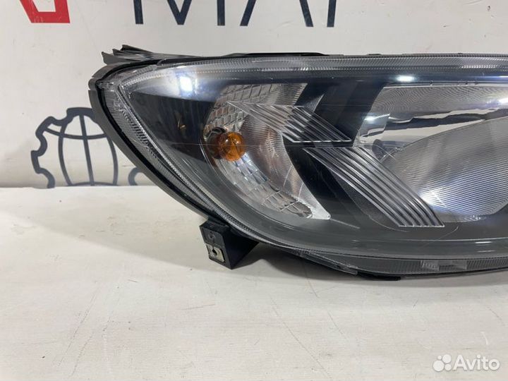 Фара передняя правая LADA Granta 1 2190 рестайлинг