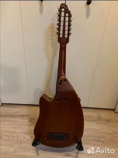 Godin Inuk Antique Burst 11 string
