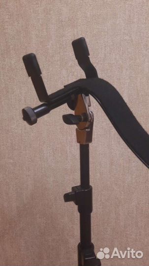 Стойка концертная для ак. гитары K&M 14761-000-55