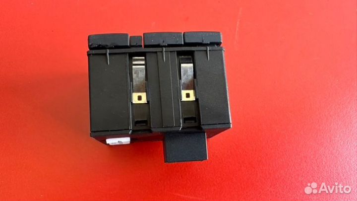 Кнопка Audi A6 C6 AUK 3.2 2008