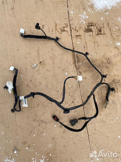 Проводка двери багажника Kia Ceed 2 JD