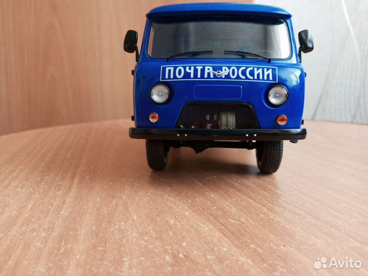 Модель автомобиля УАЗ почта