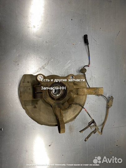 Кулак Mitsubishi Outlander 3 передний задний