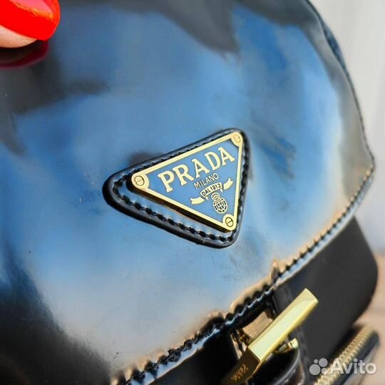 Рюкзак женский кожаный Prada