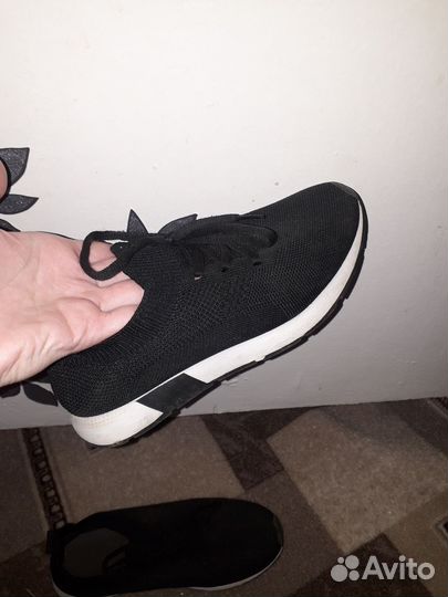 Кроссовки женские 38 размер