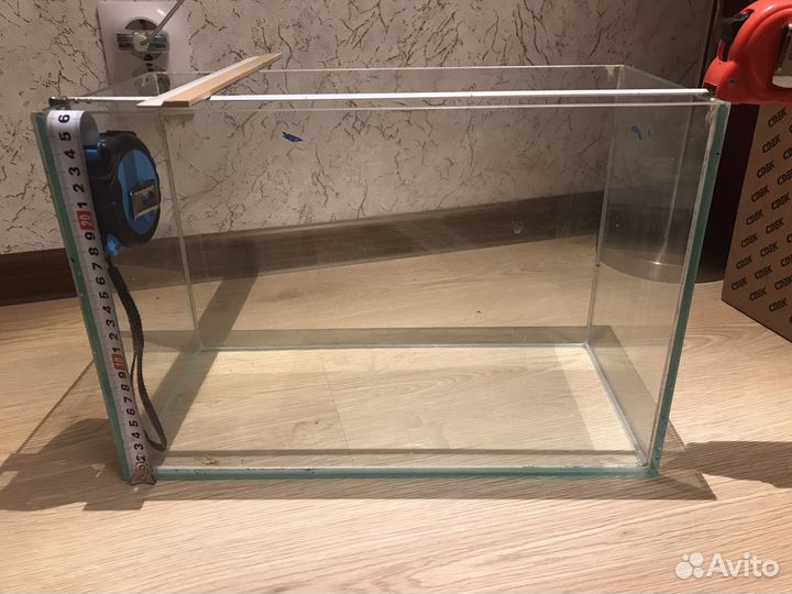 Два аквариума с аксессуарами (Часть 1/2)