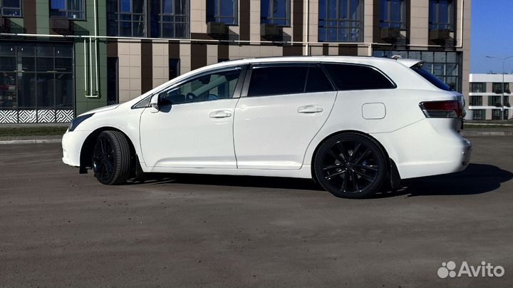 Toyota Avensis 1.8 CVT, 2010, 175 000 км