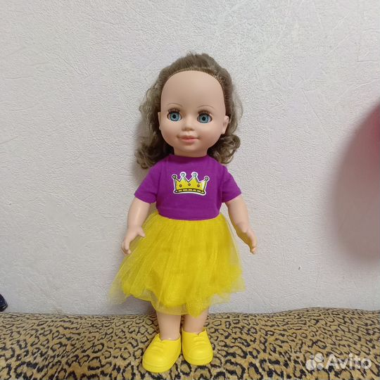 Кукла пупс и кукла