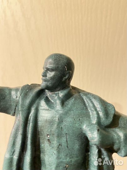 Статуэтка Ленин