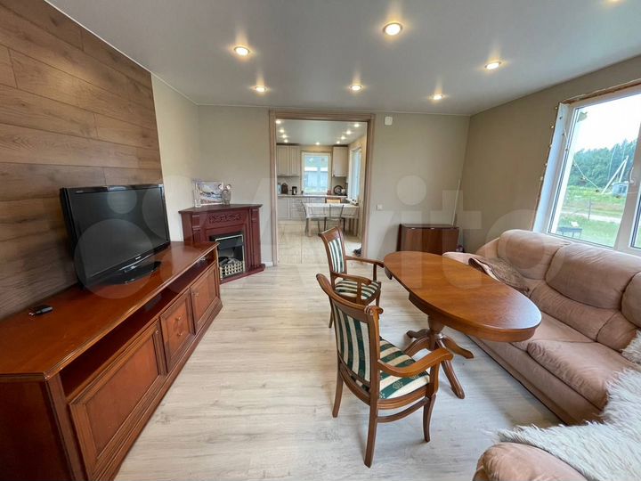 Дом 168 м² на участке 7 сот.