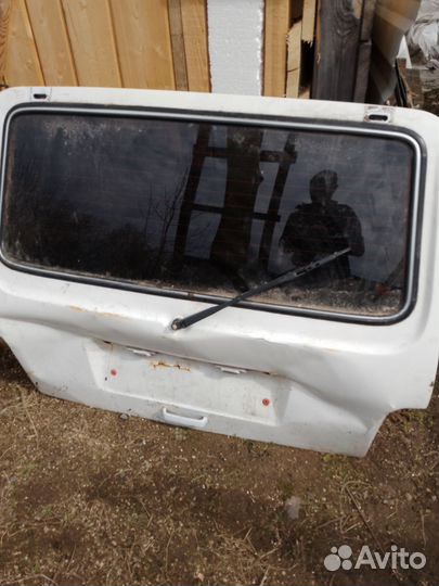 Двери ваз 2131'есть другие запчасти на ниву