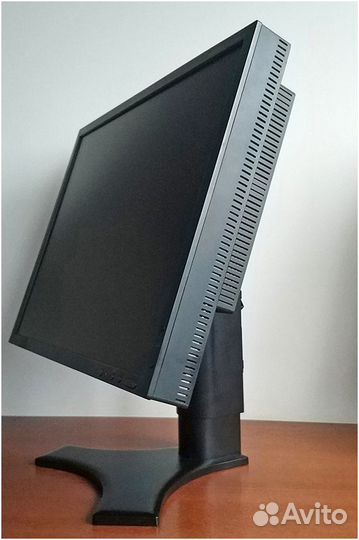 Монитор NEC 2090UXi