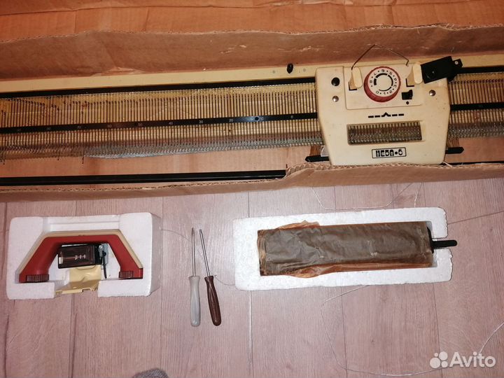 Вязальная машина Нева 6