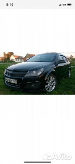 Решетка радиатора opel astra h GTS