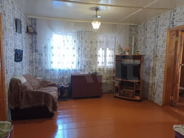 Дом 71,5 м² на участке 12 сот.