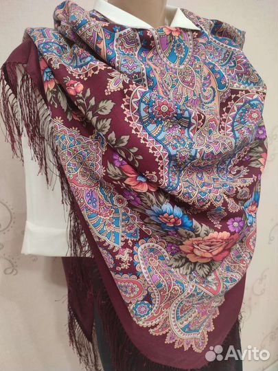 Павловопосадские платки 135х135