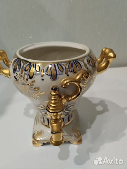 Самовар фарфоровый