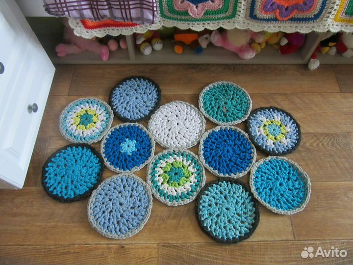 Коврик вязаный крючком