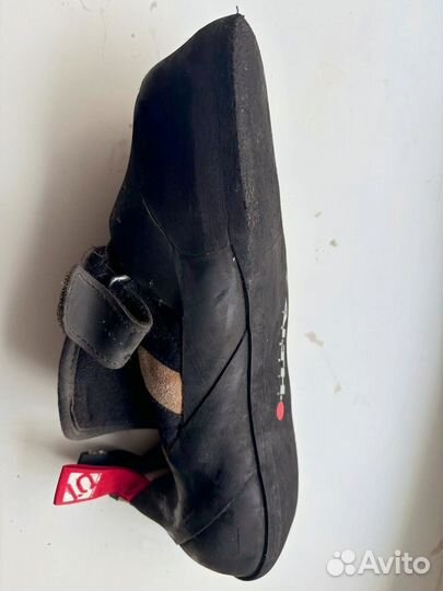 Скальные туфли Adidas 5.10 на 43-44 размер ноги