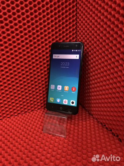 ZTE Blade V8 mini, 3/32 ГБ