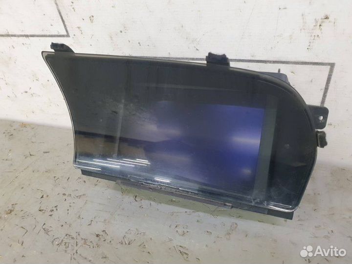 Монитор Mercedes-Benz S-Class W221