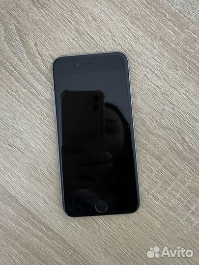 iPhone 6S, 64 ГБ