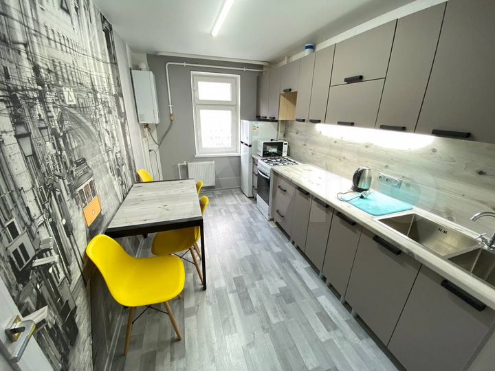 2-к. квартира, 65 м², 7/9 эт.