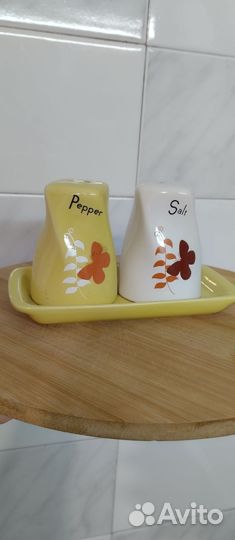 Солонка и перечница