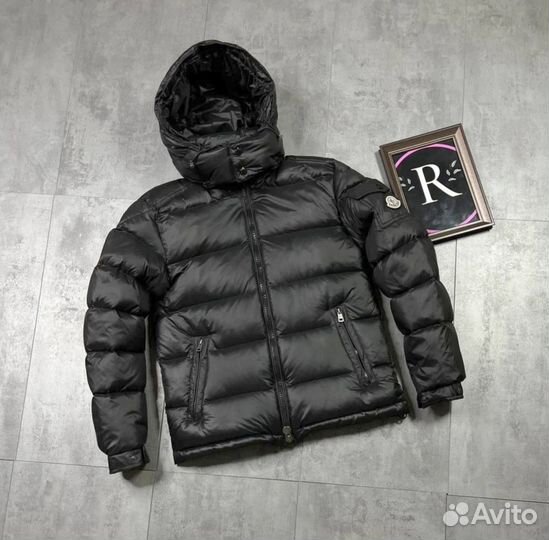 Куртки Moncler плотные