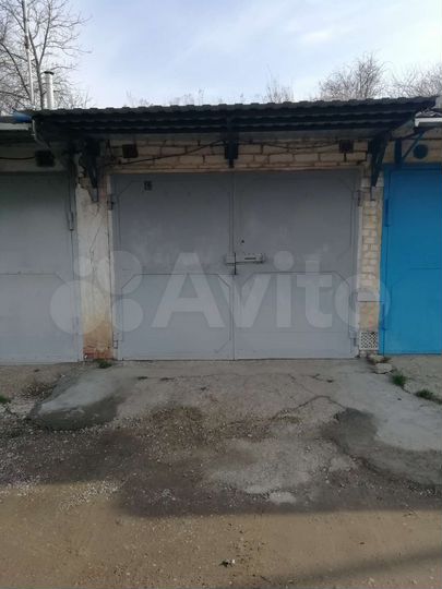 Гараж, > 30 м²