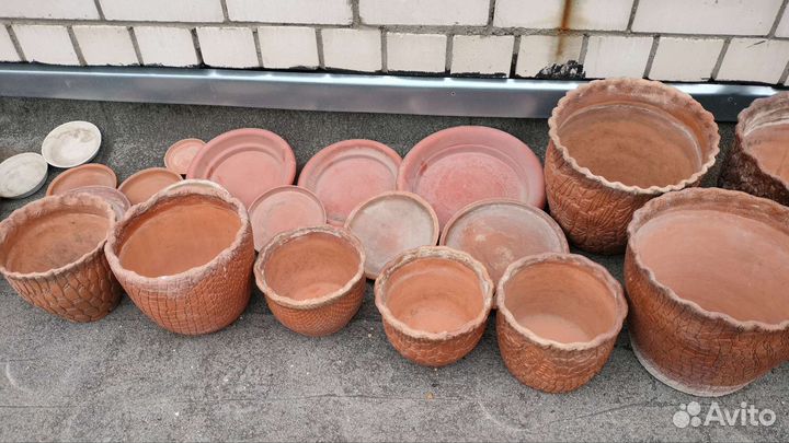 Горшки для цветов