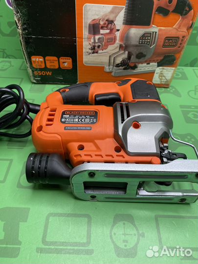 Лобзик black decker 650w