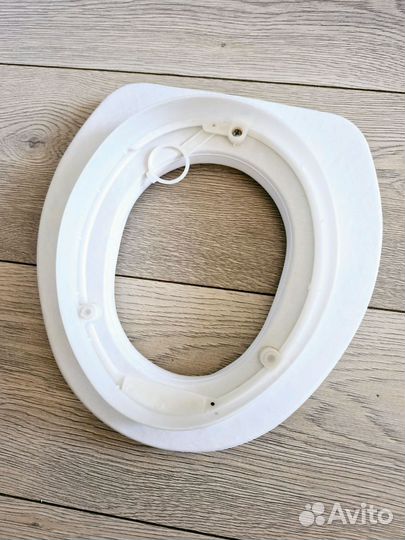 Детское сиденье на унитаз