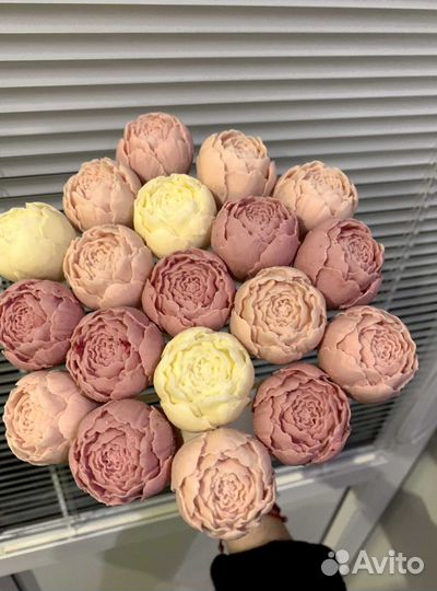 Сладкий подарок девушке