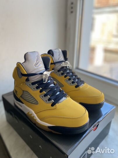 Кроссовки Air Jordan 5 Retro 