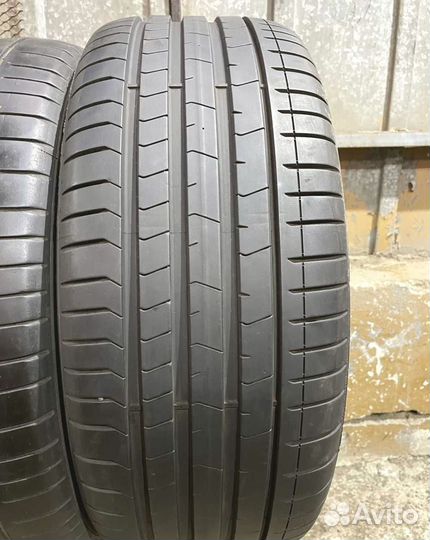 Pirelli P Zero 255/40 R21 102V