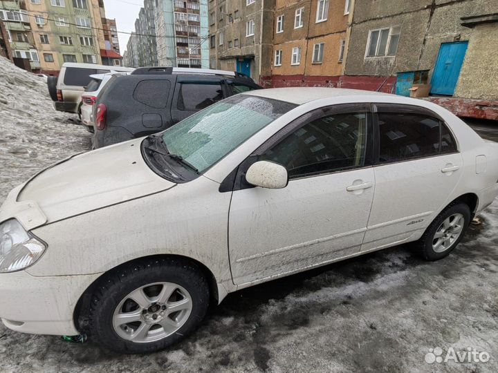 Toyota Corolla 1.5 AT, 2003, 250 000 км