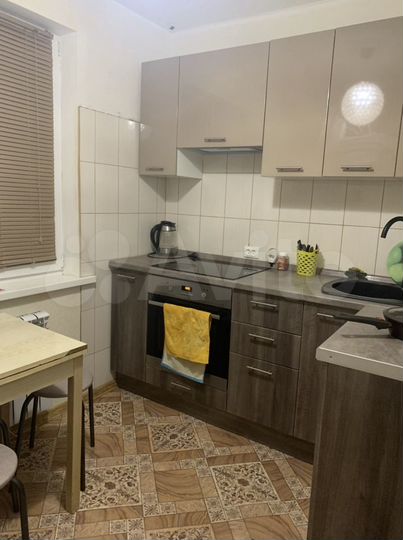 Комната 16 м² в 3-к., 1/10 эт.